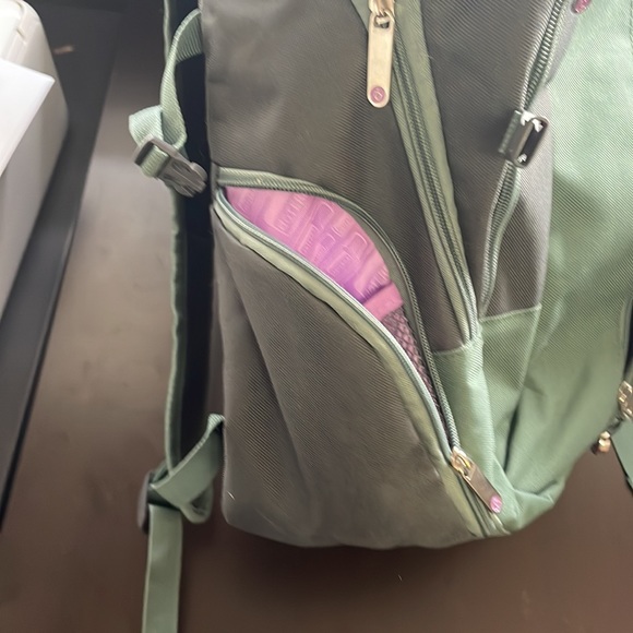 Doterra backpack - Picture 4 of 8